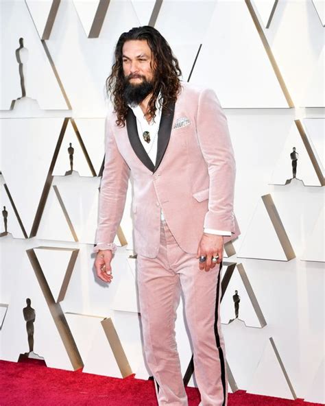 A Moment for Jason Momoa’s Pink Fendi Scrunchie at the Oscars